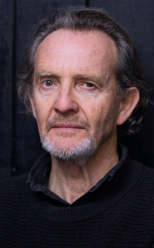 Anton Lesser